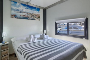 Houseboat Sardinia Suite